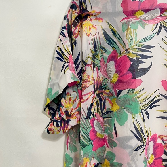 Kimono by Kaktus pink white NWOT, white floral print sz L.  Over up, Robe. - Picture 11 of 14
